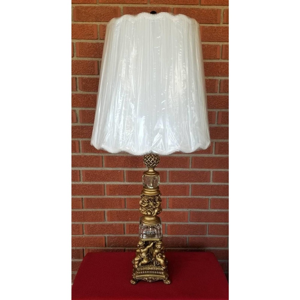 Hollywood Regency Style Cast Brass Putti Cherub Table/Buffet Lamp